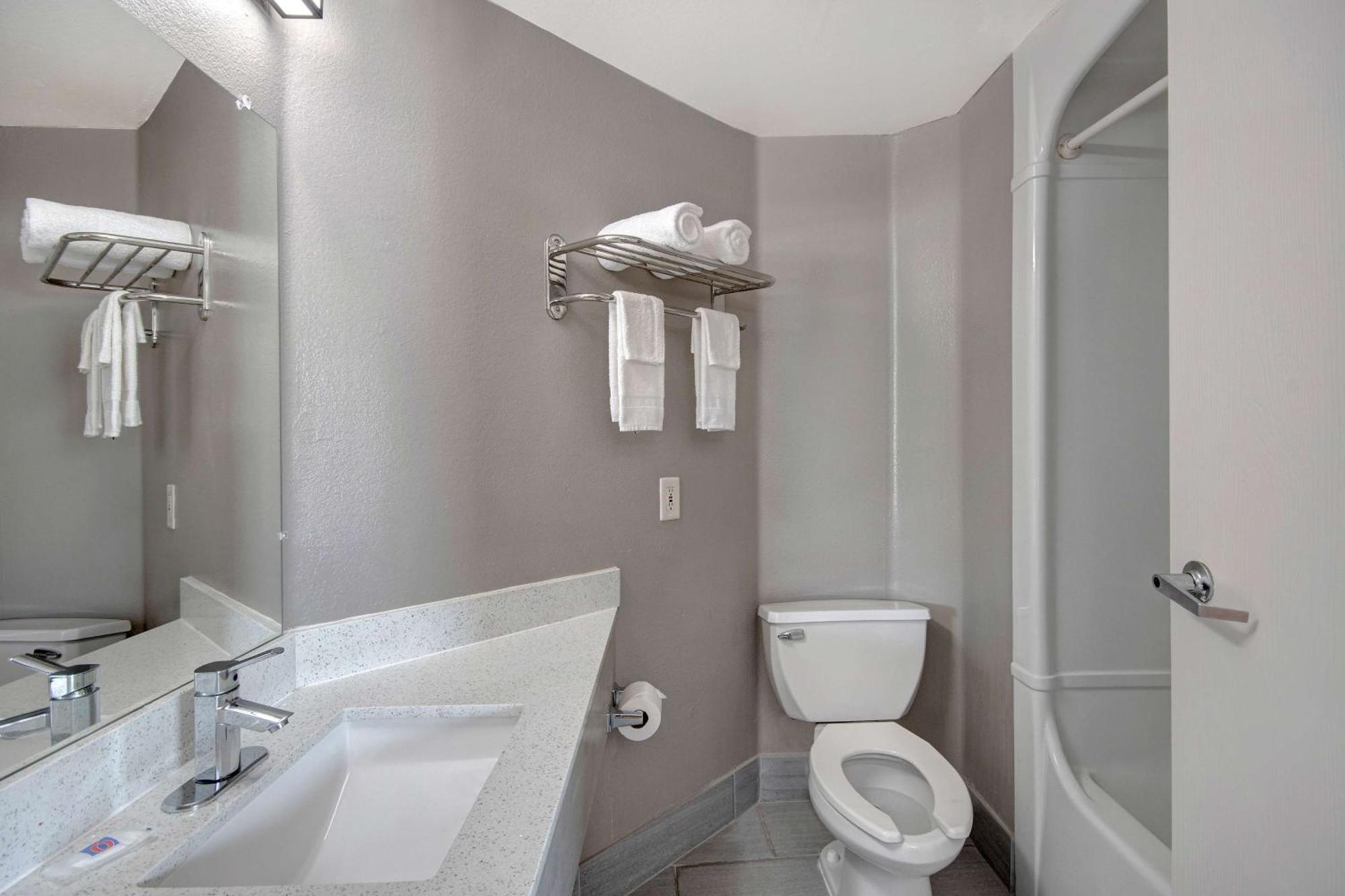 Motel 6-San Antonio, Tx - South エクステリア 写真