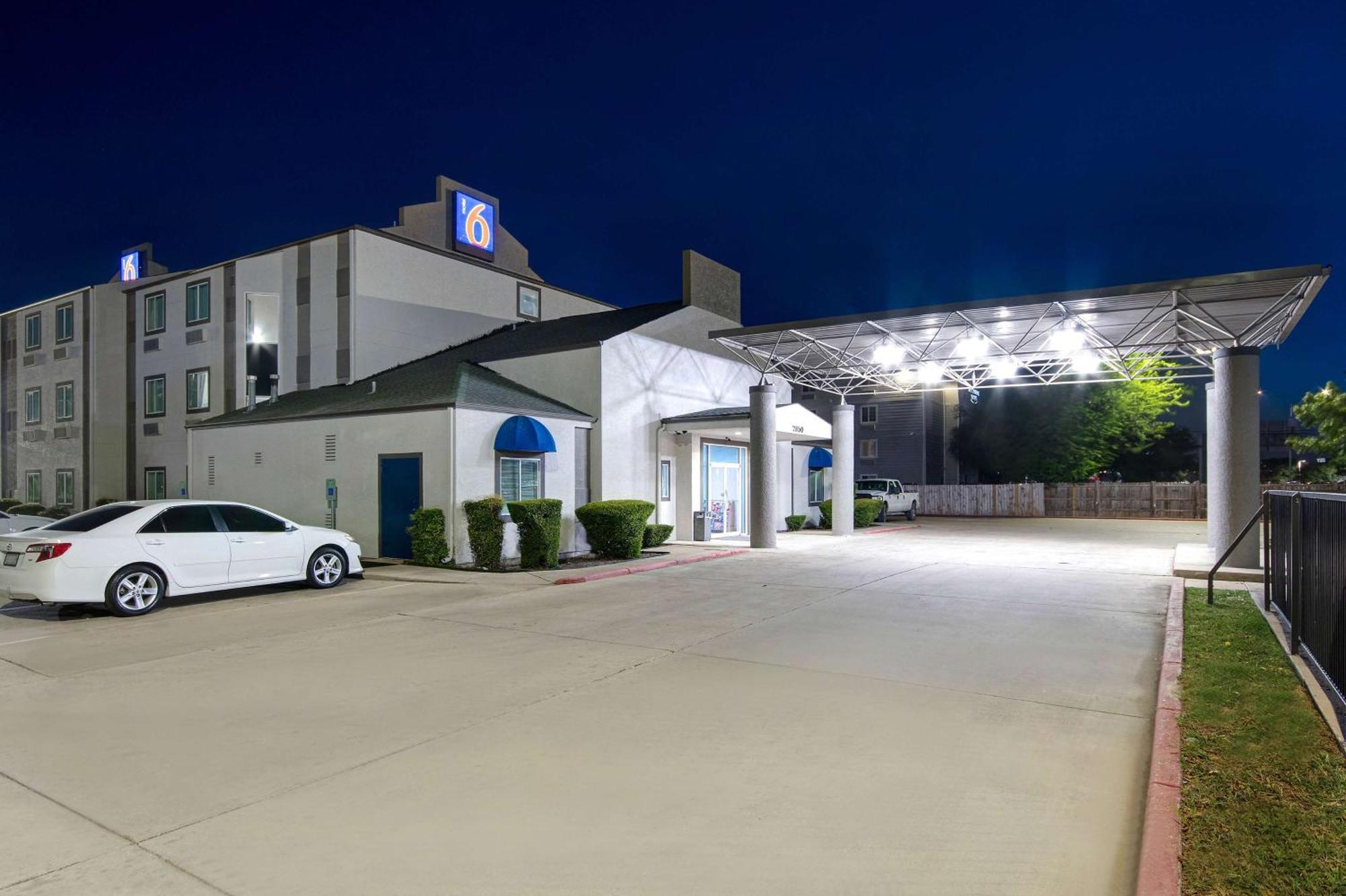 Motel 6-San Antonio, Tx - South エクステリア 写真